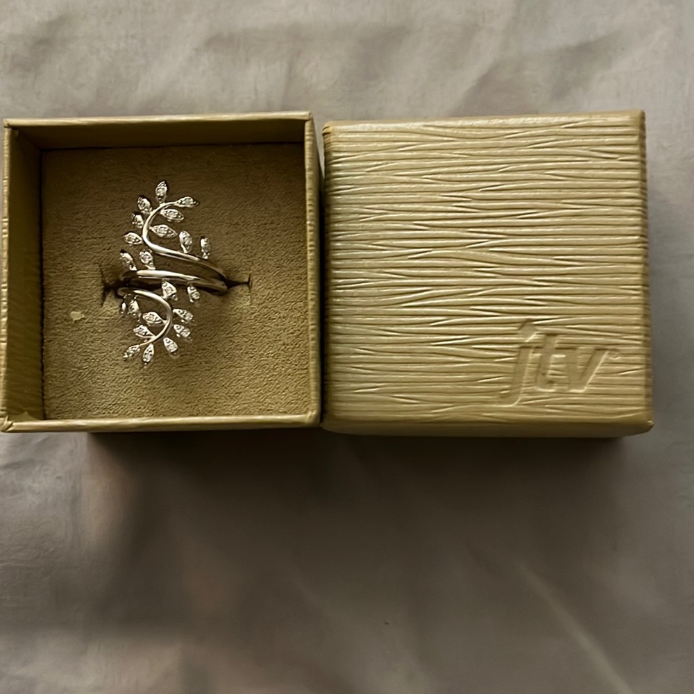 JTV cocktail ring